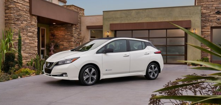 Nissan Leaf поражает кол-вом продаж - Фото 1