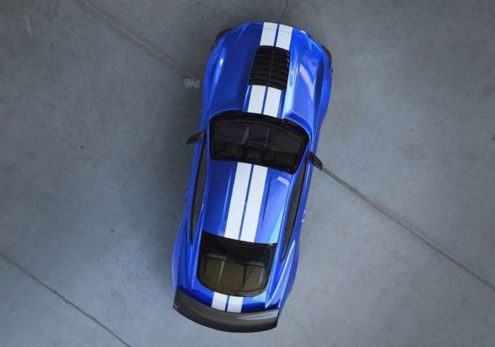 Ford опубликовал первое официальное фото Mustang Shelby GT500 - Фото 1