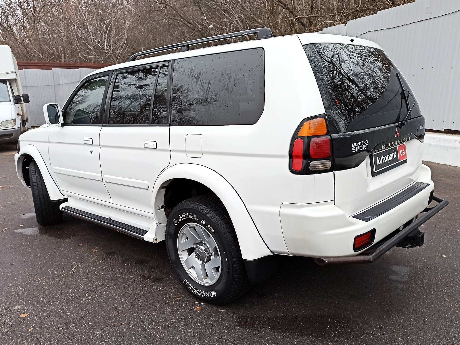 Mitsubishi pajero sport 2001