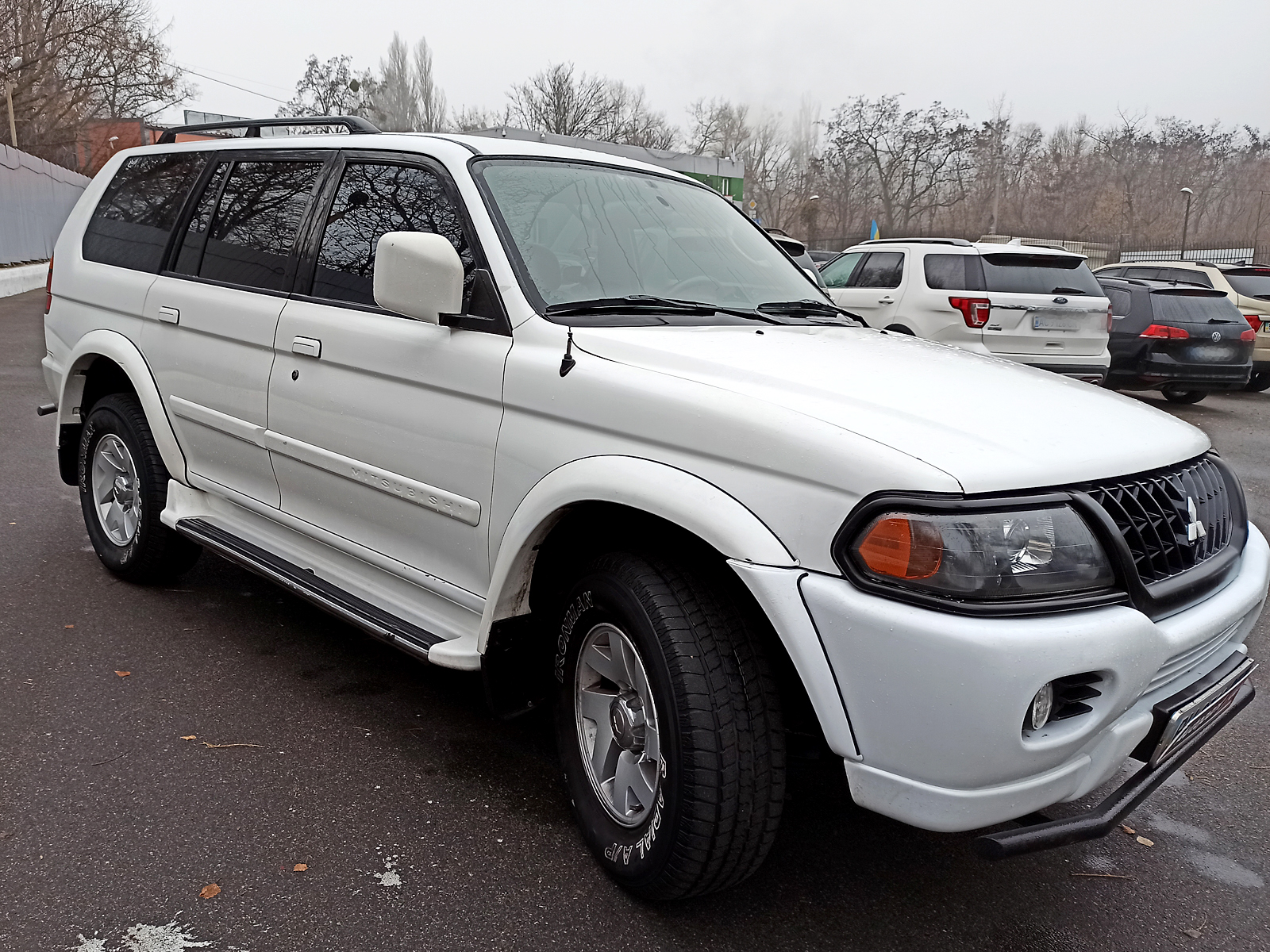 Mitsubishi pajero sport 2001