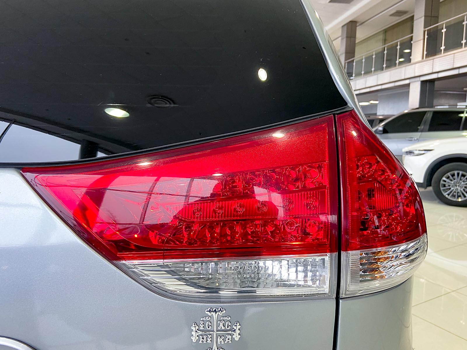 Toyota Sienna - Фото 14