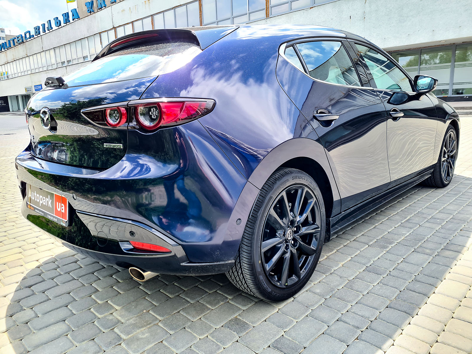 Mazda 3 - Фото 5