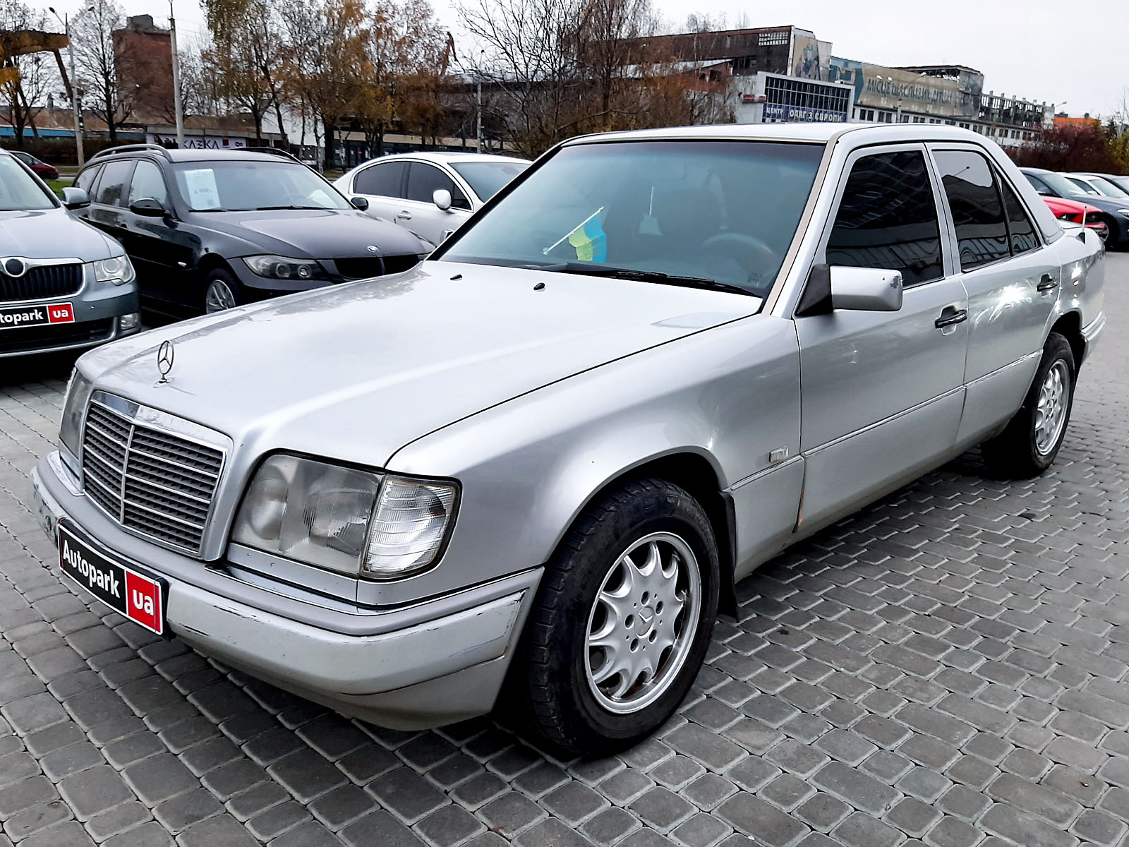 Mercedes-Benz W 124