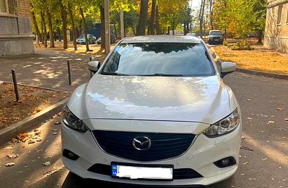 Mazda 6