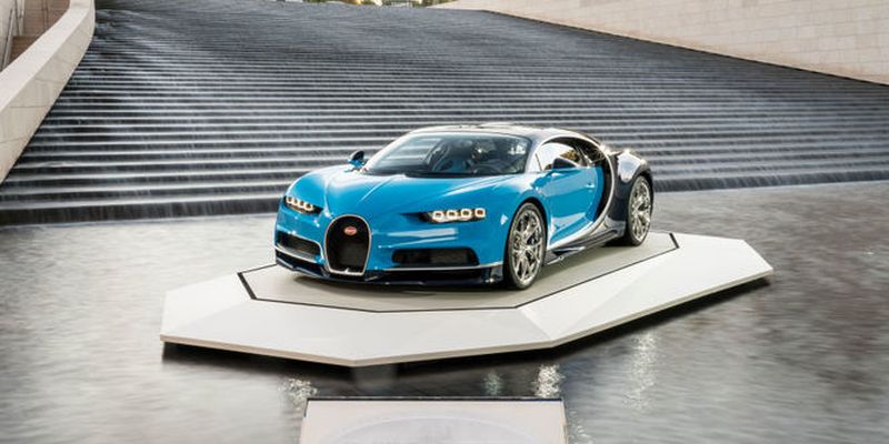 Названы шесть культовых автомобилей Bugatti - Фото 1