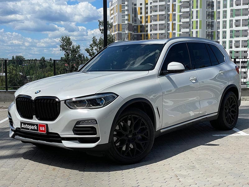 BMW X5 2019 фото