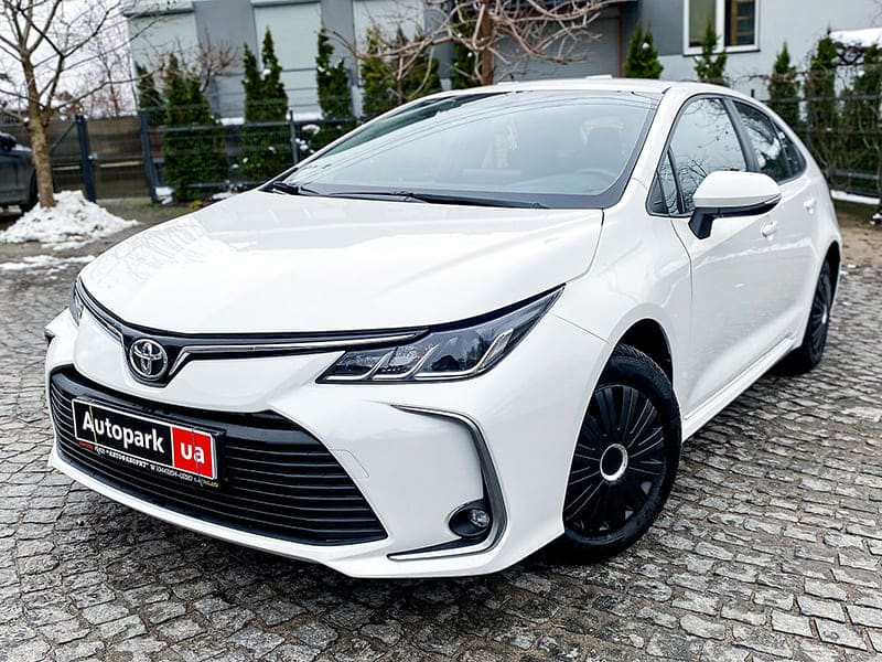 Toyota Corolla 2019 фото