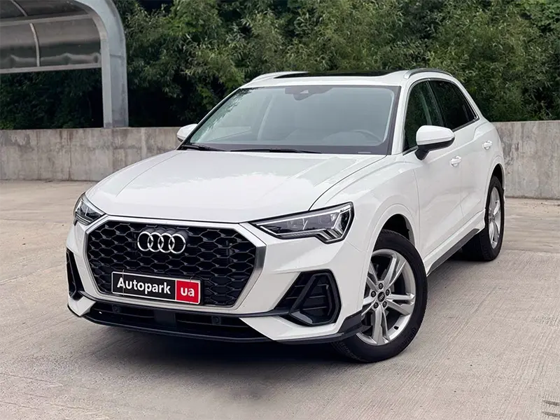 Audi Q3 фото