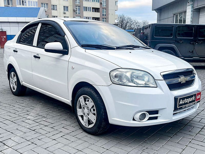 Chevrolet Aveo фото